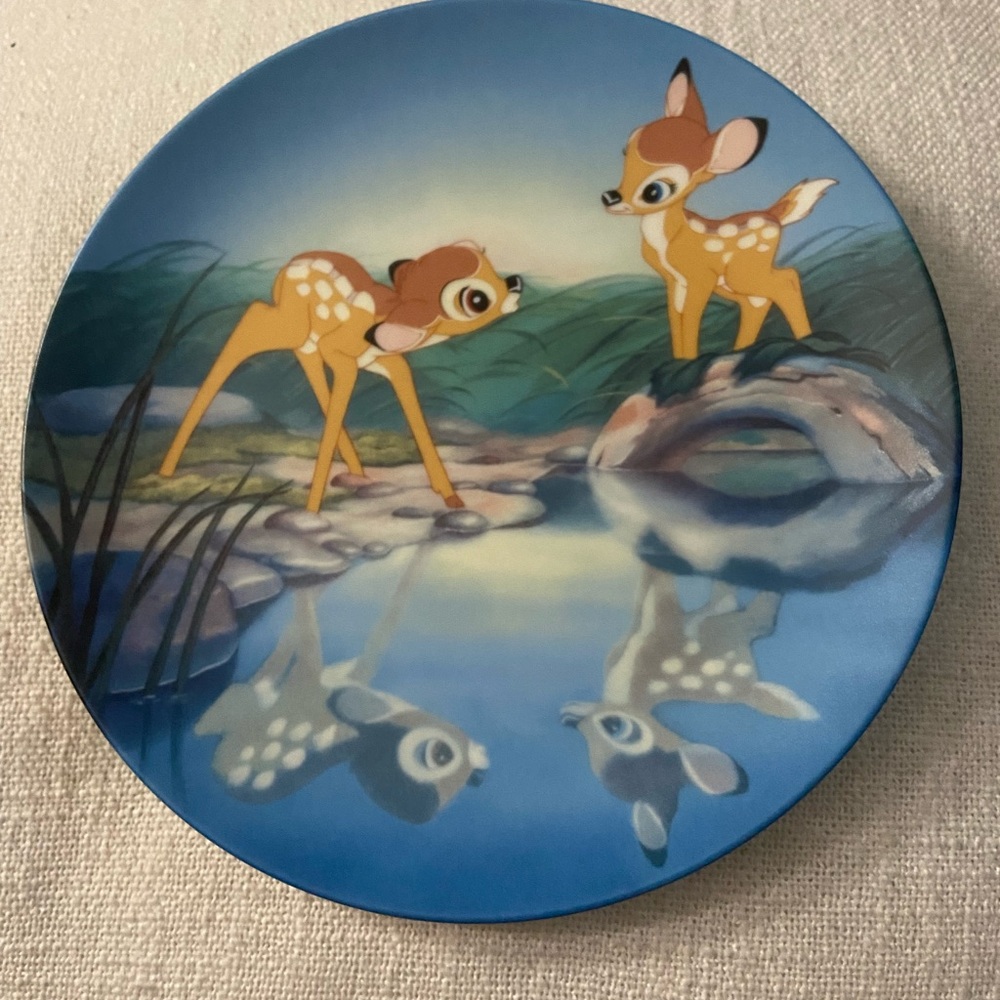 Collectors Disney Bambi Collector's Plate with Gold Accents - Picture 1 of 3
